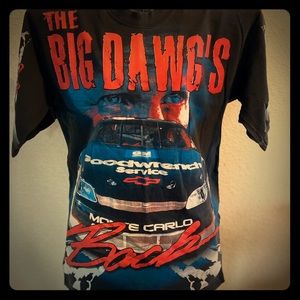 Big Dawg’s vintage all over print tee